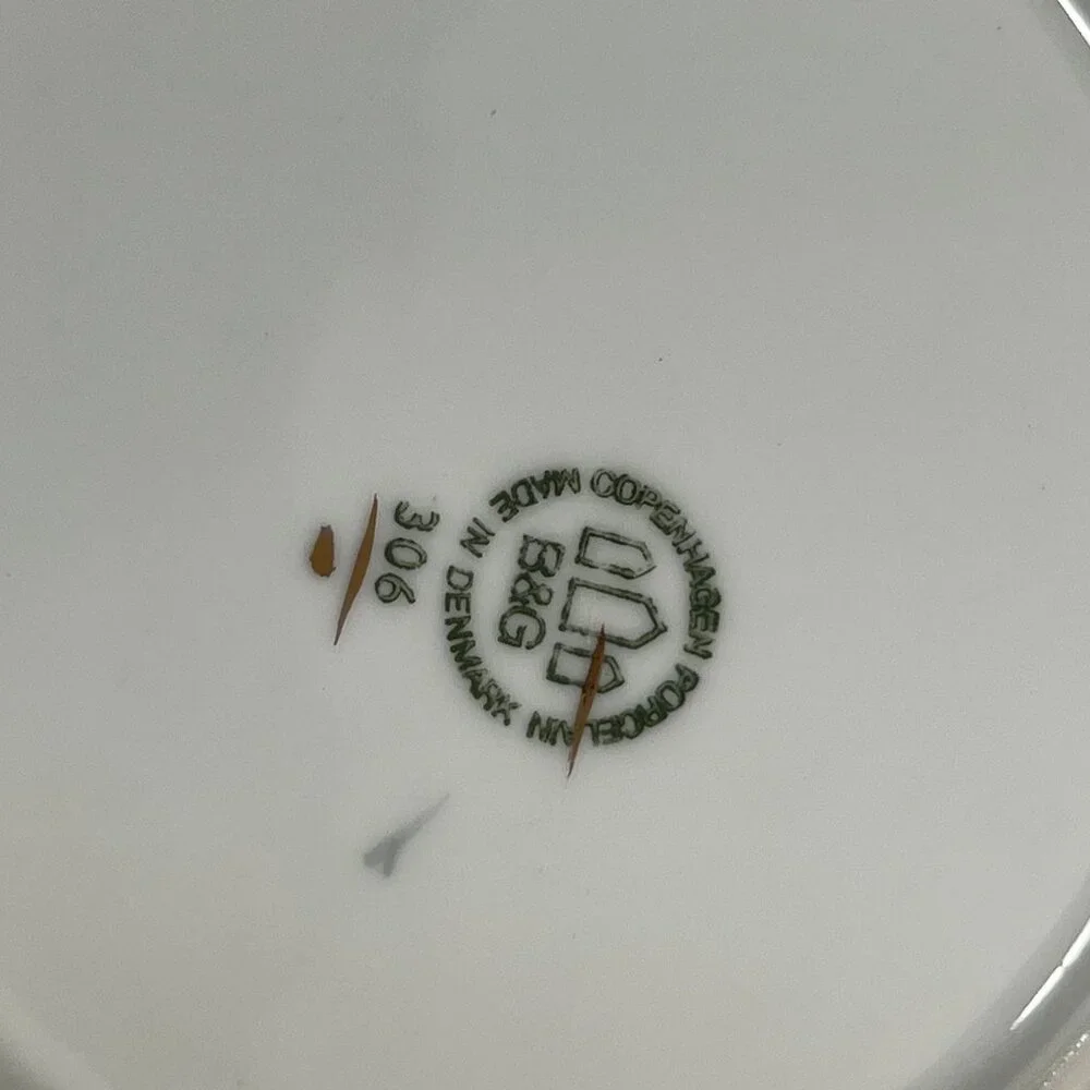 Bing & Grondahl Seagull Tea Cup Set w/ dessert sandwich plate - Picture 9 of 10